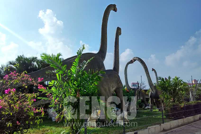 Amazing Dinosaurs In Komtar