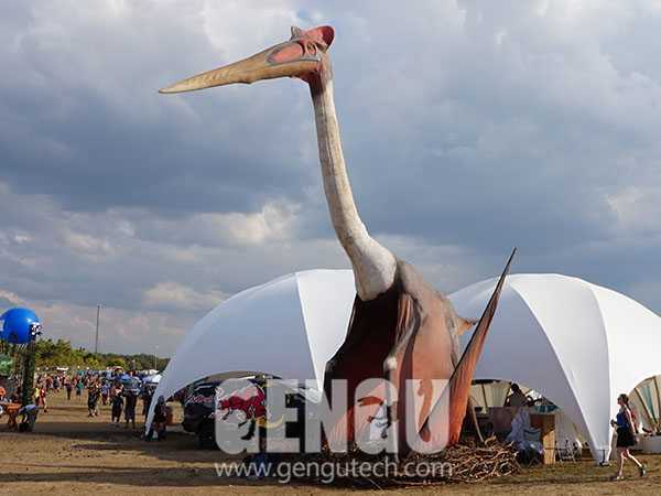 Quetzalcoatlus, the Largest Flying Animal