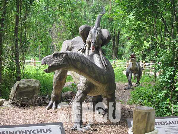 Iguanodon&Velociraptor(AD-668)